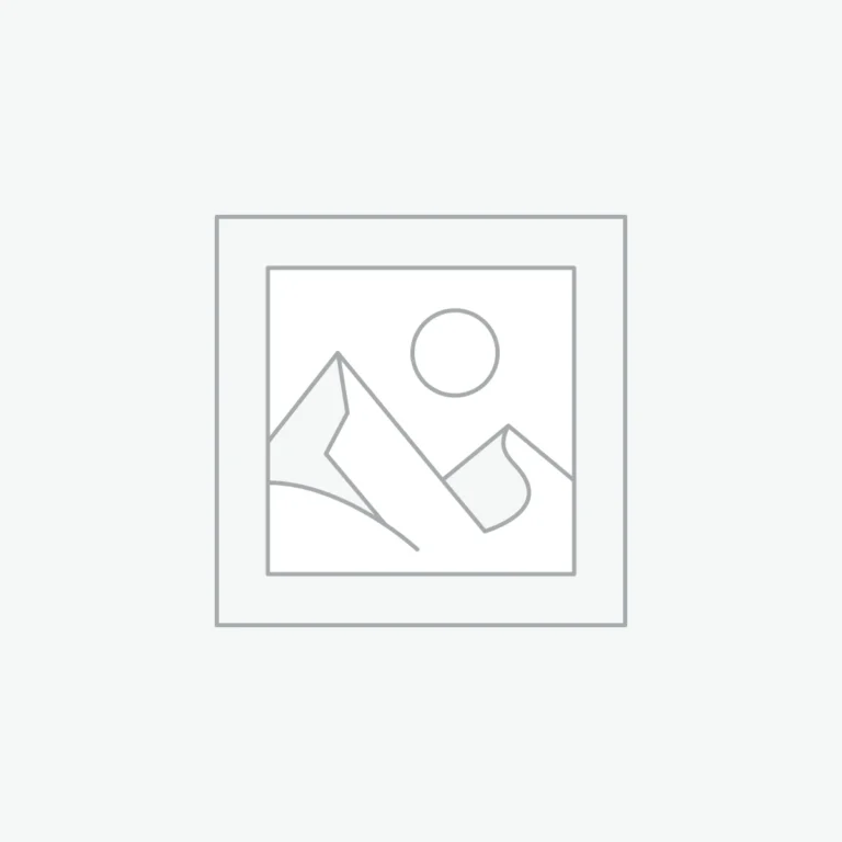 Hand-Dyed Wool Skein